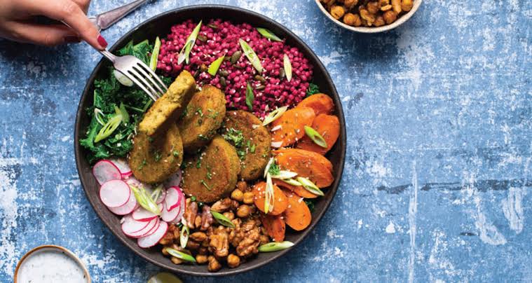 Milán Vegano y Vegetariano: Los Mejores Restaurantes Plant-Based y Dónde Comer